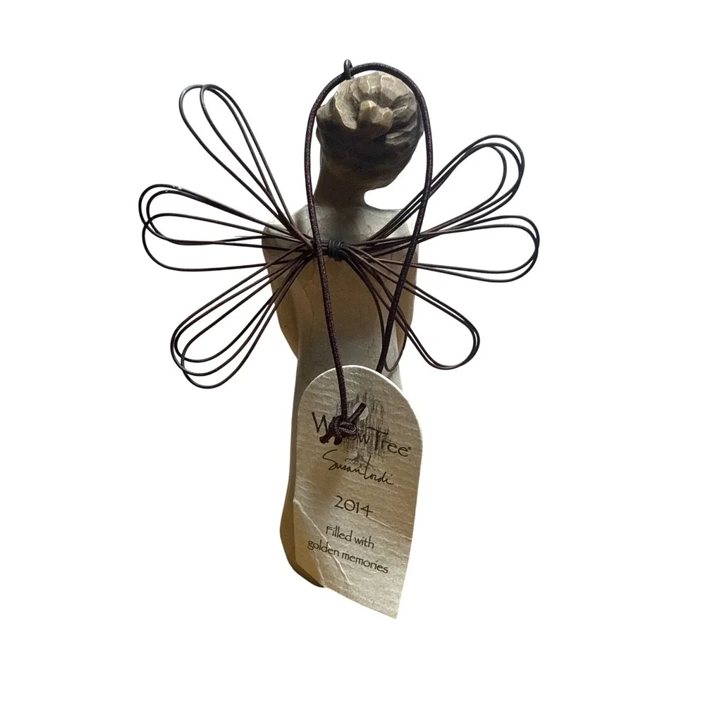 Willow Tree 2014 Ornament Filled With Golden Memories Angel Susan Lordi 27271